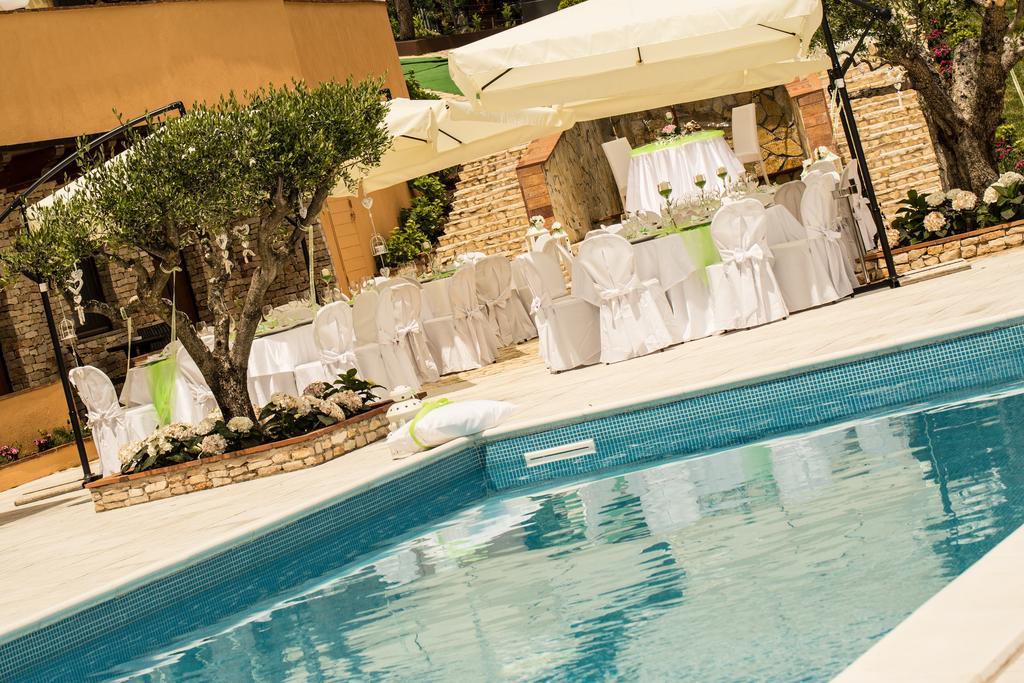 Villa Giulia Del Cavaliere Castrovillari Bagian luar foto