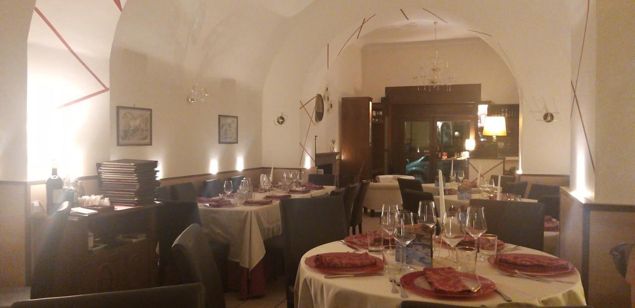 Villa Giulia Del Cavaliere Castrovillari Bagian luar foto
